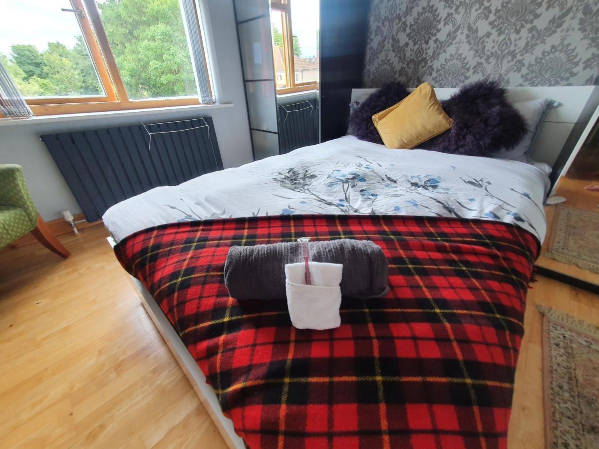 Beautiful Guest Rooms, Free Parking, 30Min Heathrow, 40Min Wembley, 60Min Central London Greenford  Esterno foto
