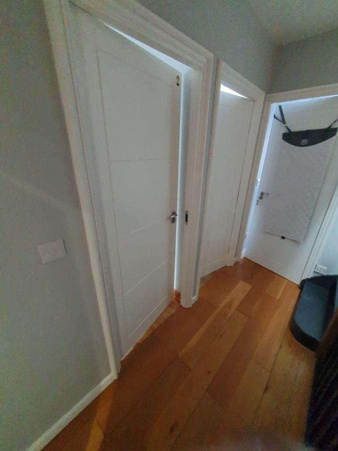 Beautiful Guest Rooms, Free Parking, 30Min Heathrow, 40Min Wembley, 60Min Central London Greenford  Esterno foto