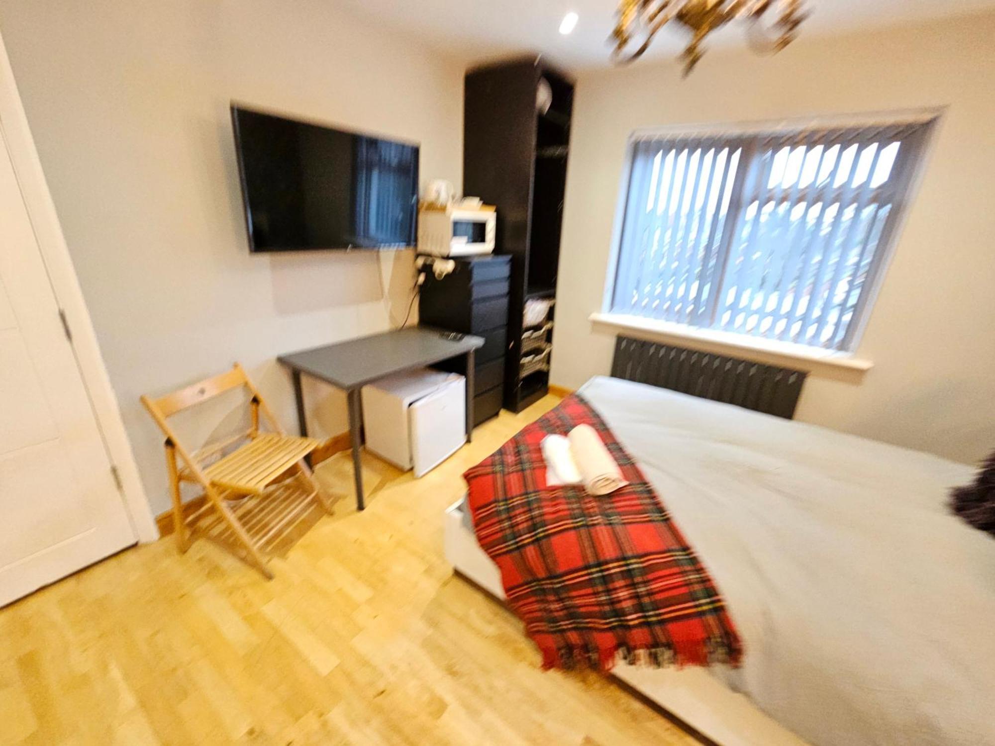 Beautiful Guest Rooms, Free Parking, 30Min Heathrow, 40Min Wembley, 60Min Central London Greenford  Esterno foto